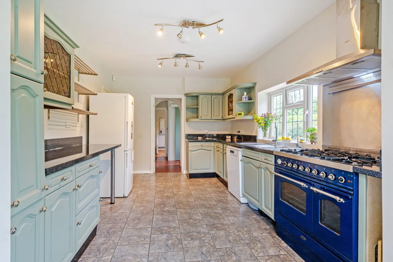 Broombarn Lane, Great Missenden, HP16, photo 15