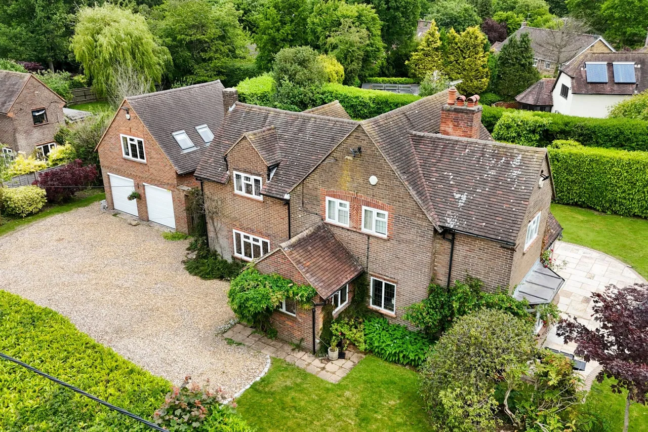 Broombarn Lane, Great Missenden, HP16, photo 47