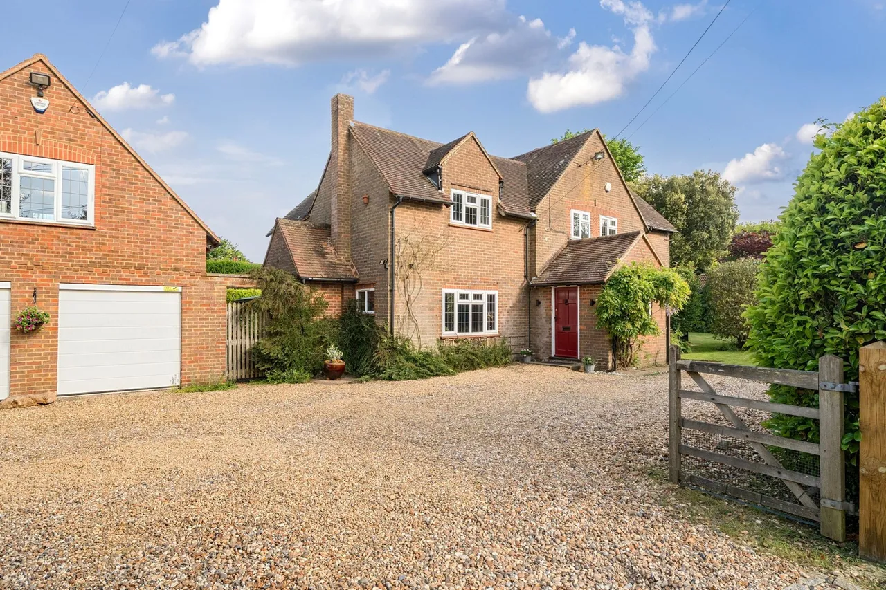 Broombarn Lane, Great Missenden, HP16, photo 32