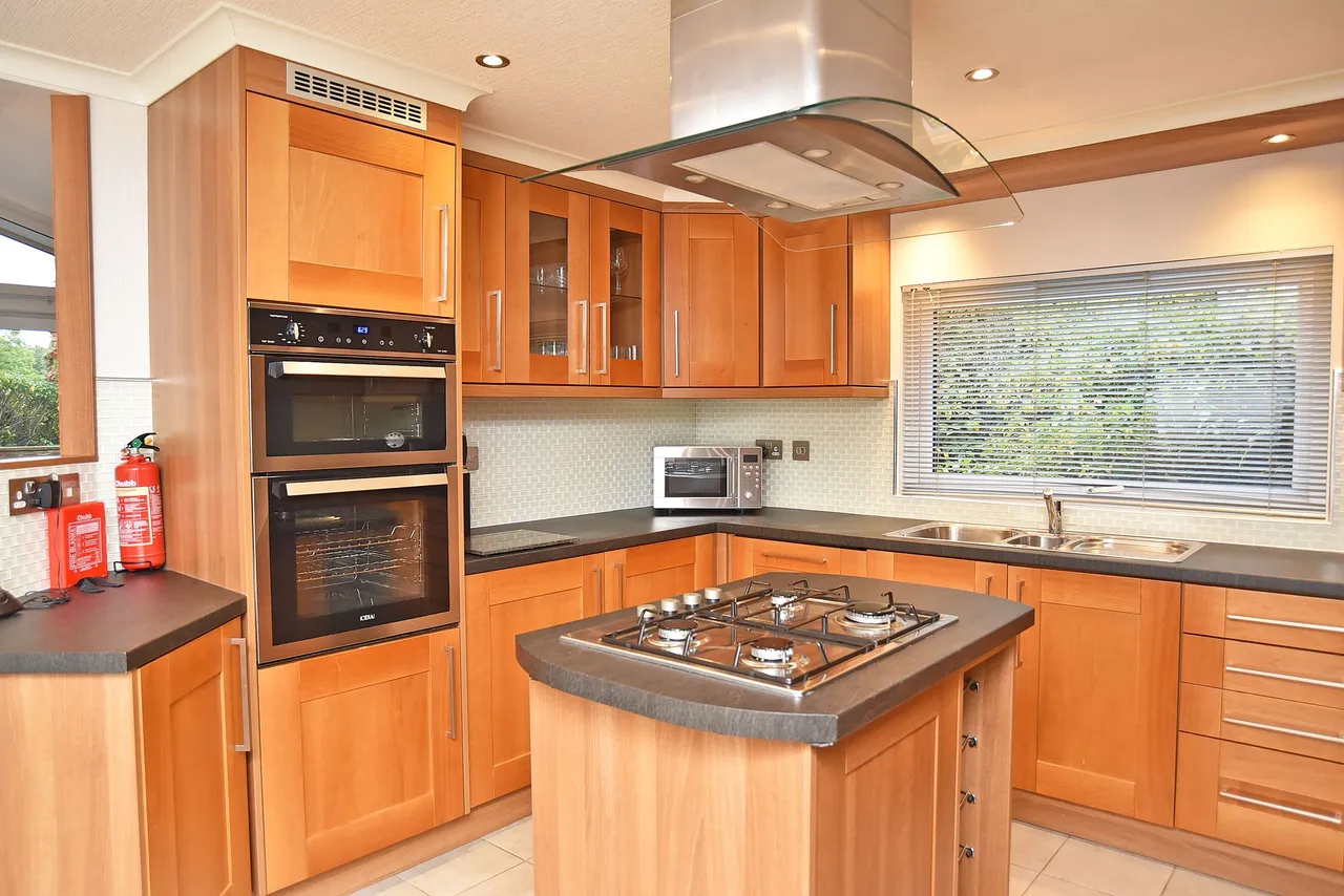 Huntingdale Lodge, Repton Green, HG3, photo 3