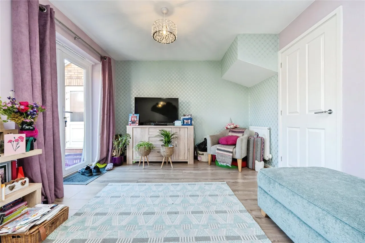 Appledine Way, Bedford, Bedfordshire, MK41, photo 5
