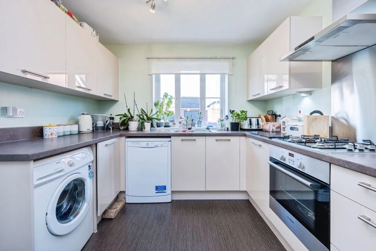 Appledine Way, Bedford, Bedfordshire, MK41, photo 30