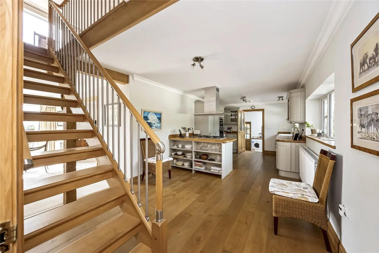 Nightingales, West Chiltington, RH20, photo 9
