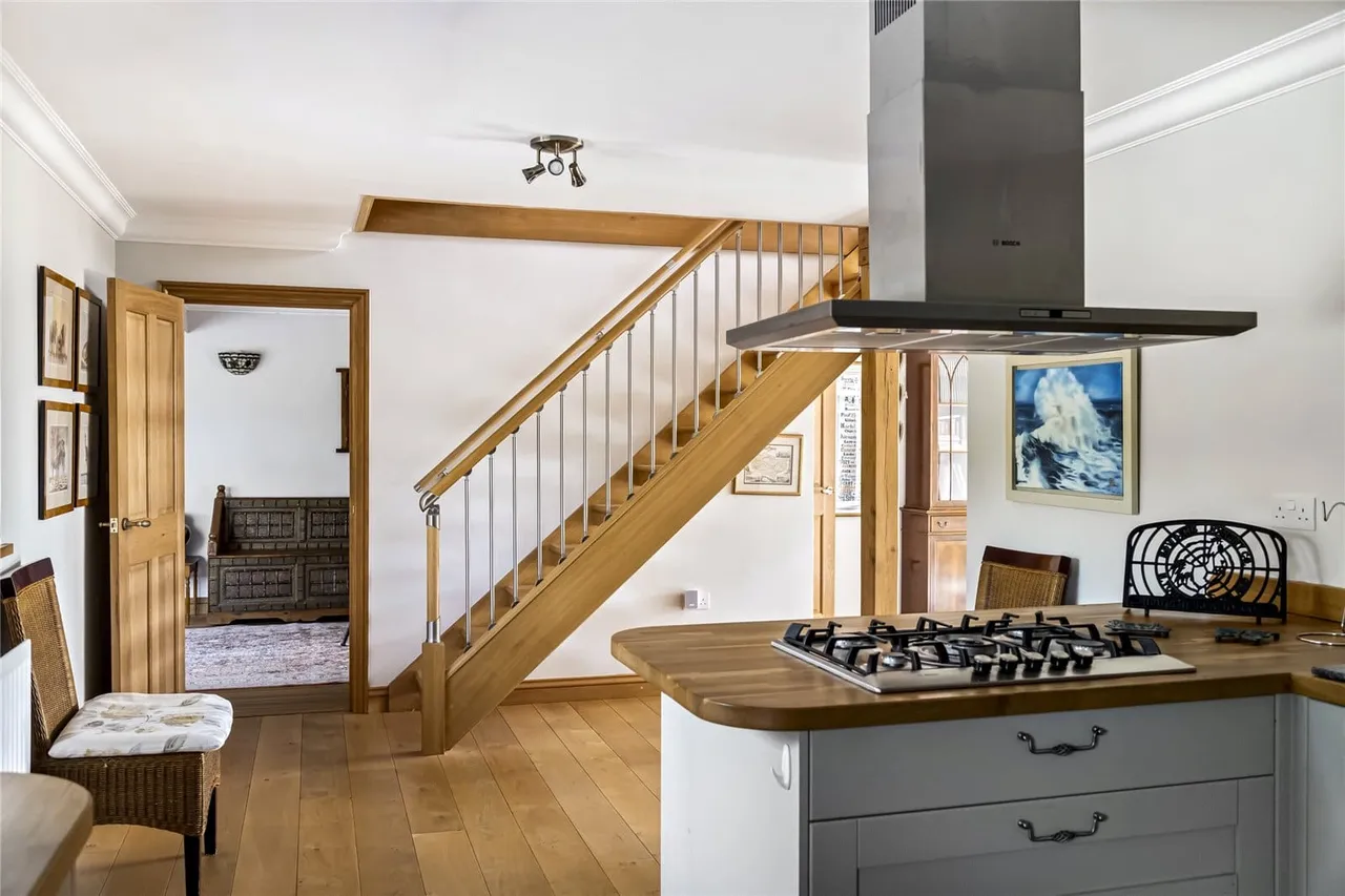 Nightingales, West Chiltington, RH20, photo 8