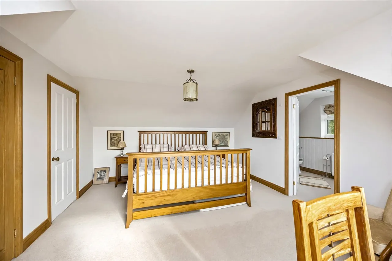 Nightingales, West Chiltington, RH20, photo 19