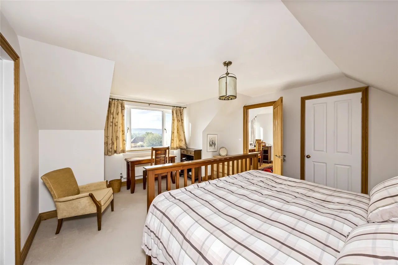 Nightingales, West Chiltington, RH20, photo 23