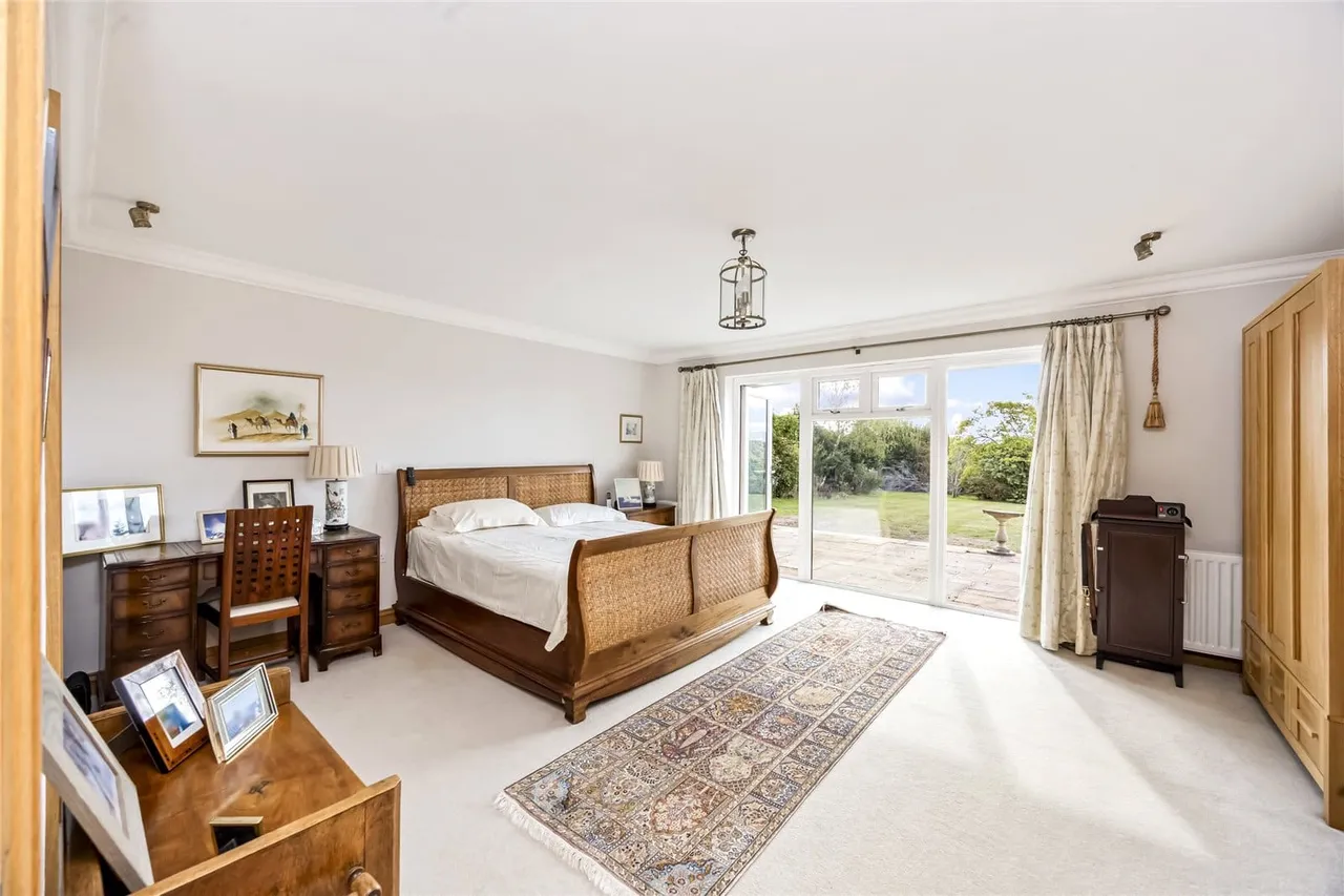 Nightingales, West Chiltington, RH20, photo 21