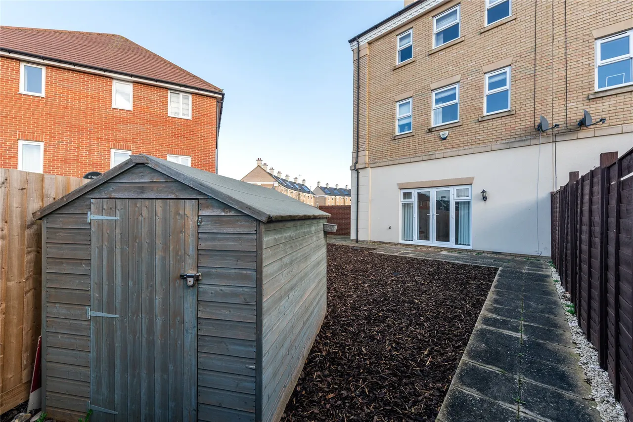 Rowditch Furlong, Redhouse Park, MK14, photo 15