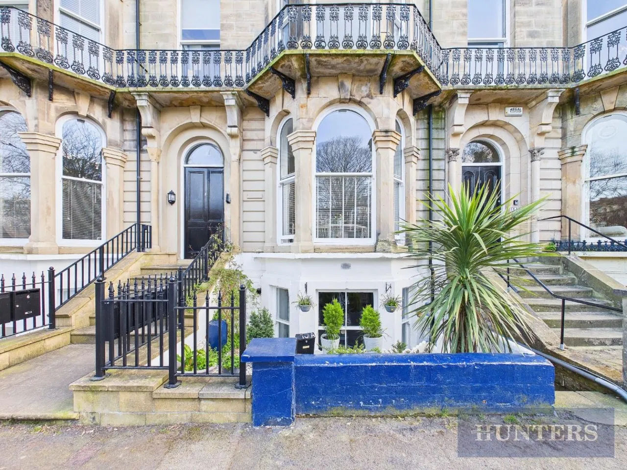 2 bed flat for sale, Esplanade Gardens, Scarborough, YO11