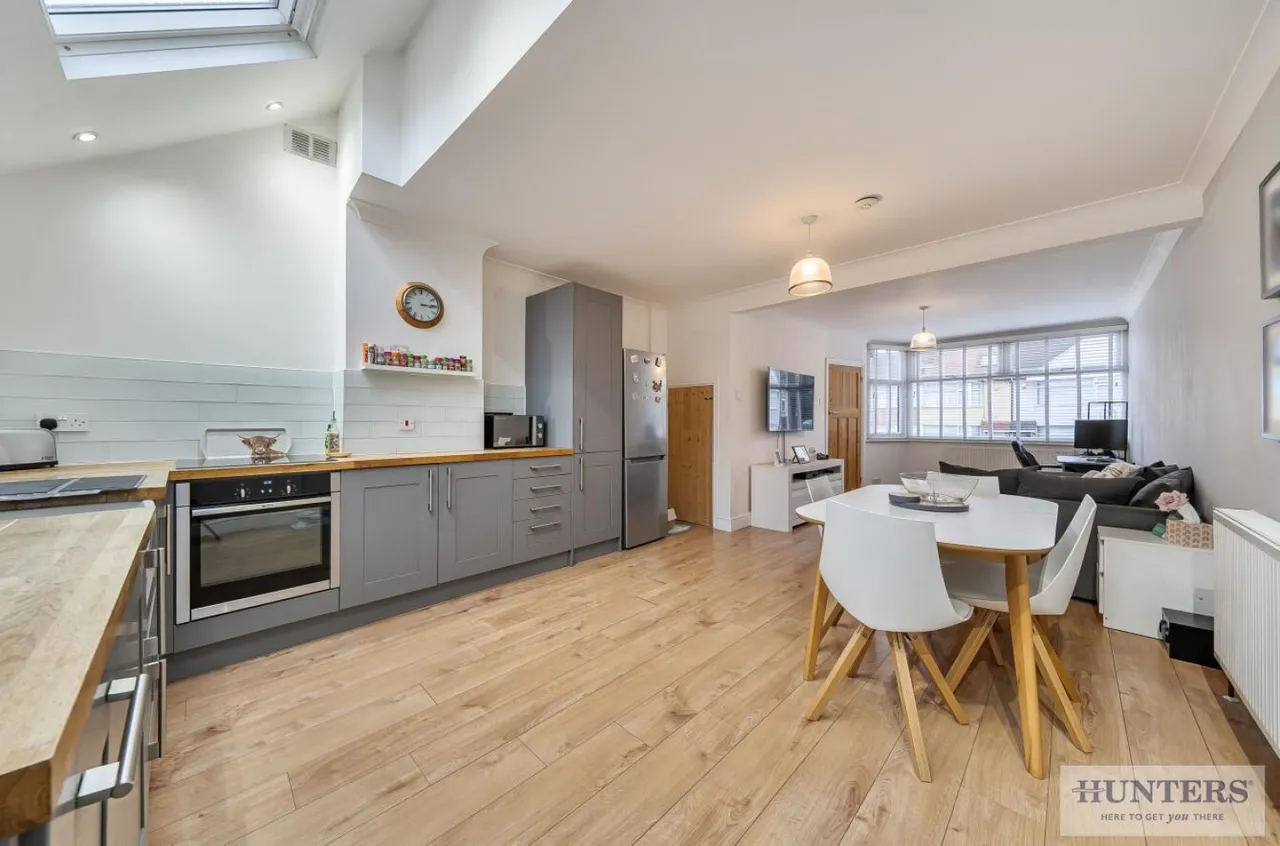 Eversley Avenue, Bexleyheath, DA7, photo 11
