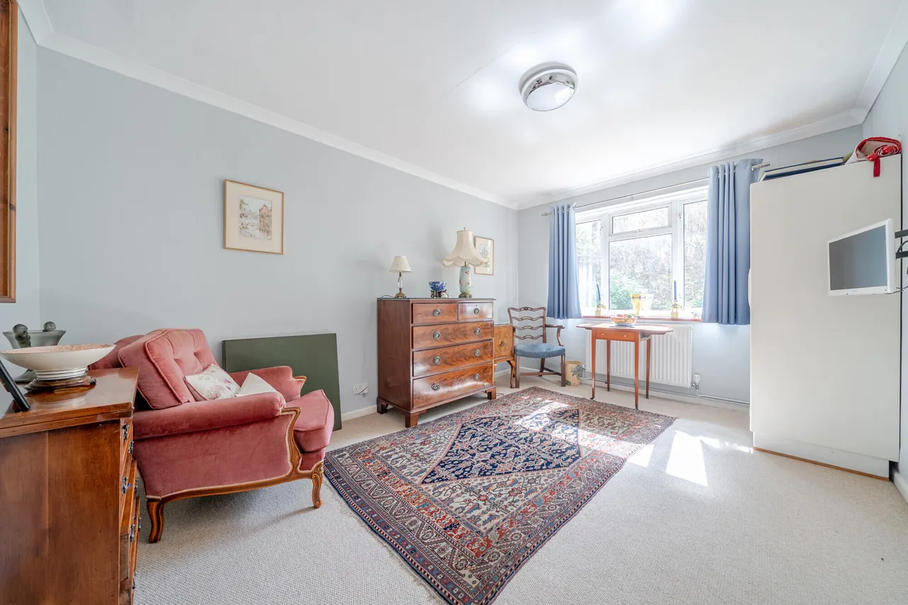 Pine Ridge Drive, Lower Bourne, Farnh..., photo 10
