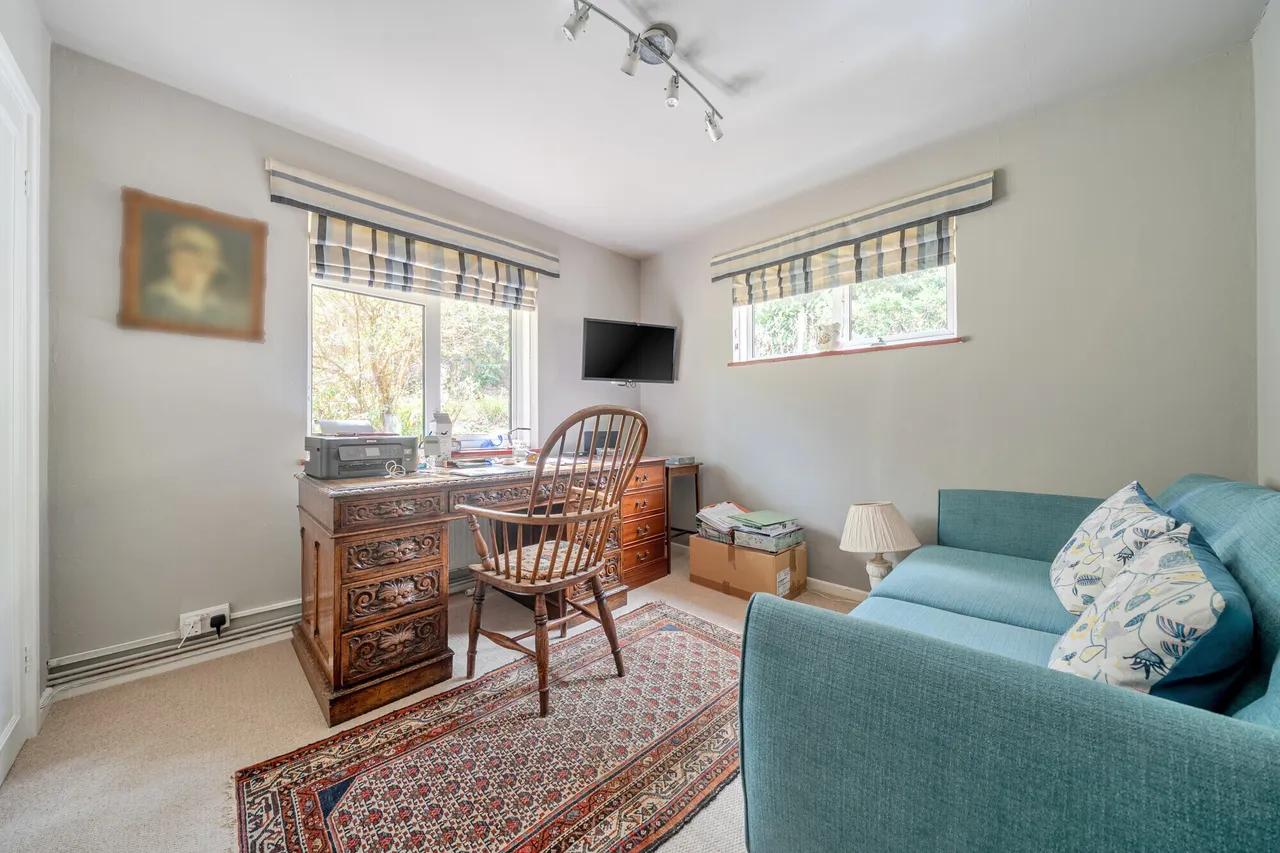 Pine Ridge Drive, Lower Bourne, Farnh..., photo 12