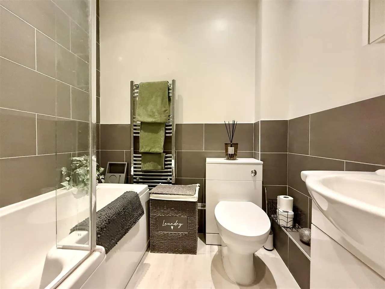 Holland Close, Loughborough, photo 10