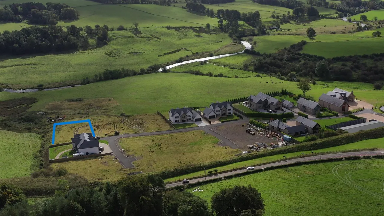 Floors Farm, Stonehouse Road, Strathaven, South Lanarkshire, ML10 6TA, photo 3