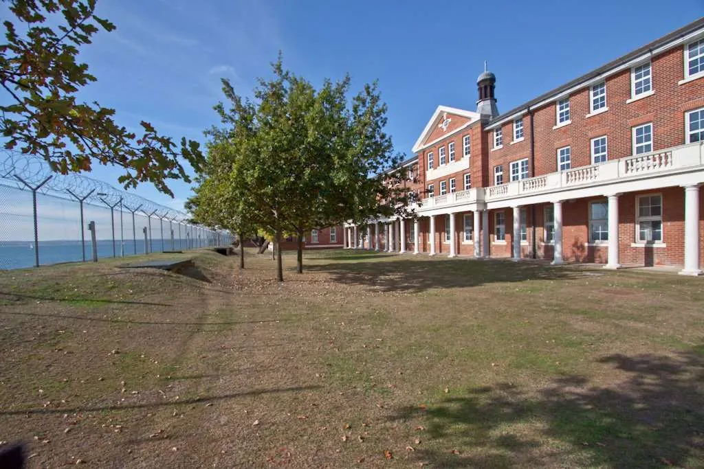 Haslar Road, Gosport, PO12, photo 9