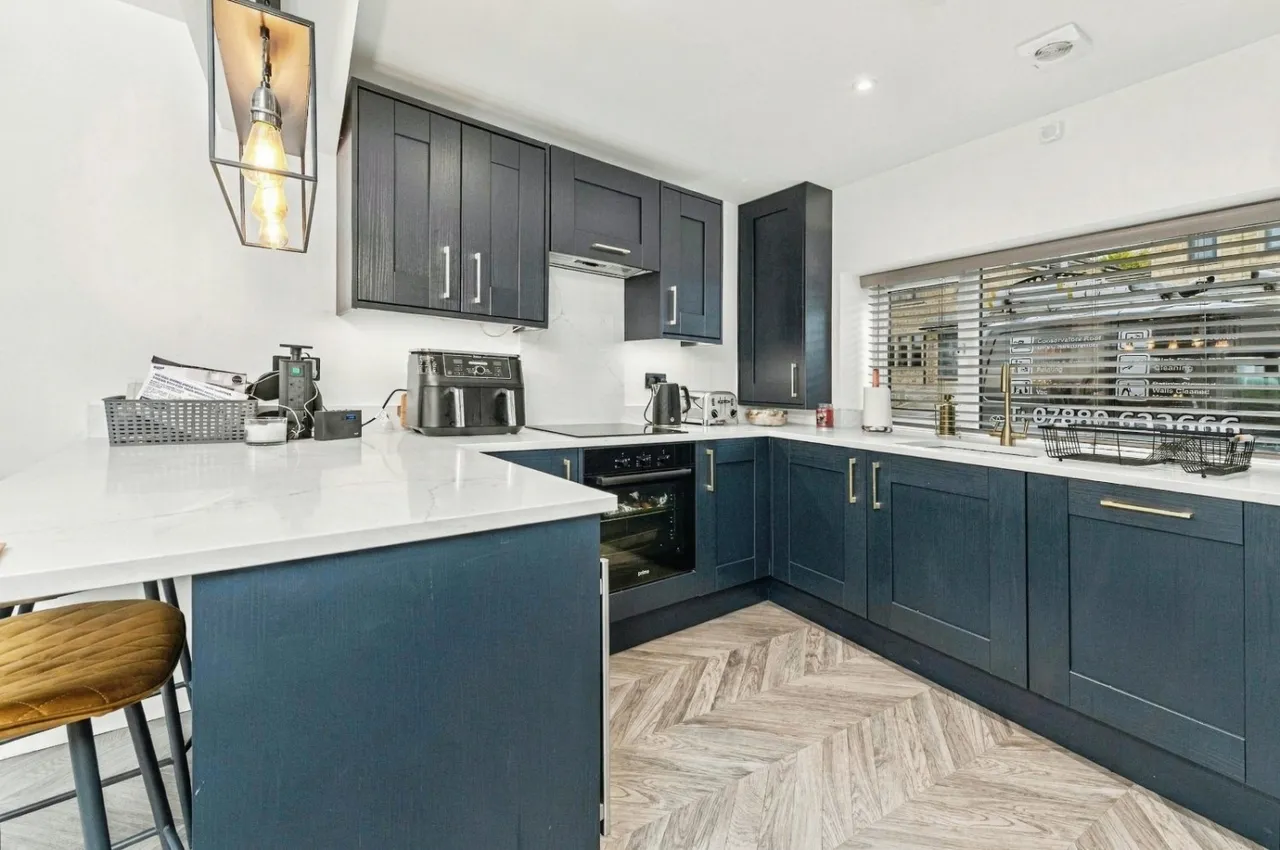 Hunsworth Lane, Cleckheaton, BD19, photo 7