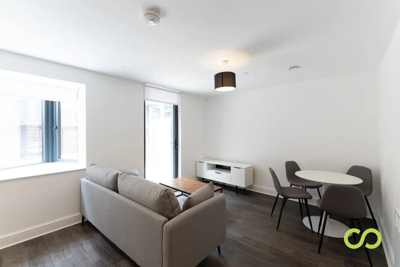 1 bed flat to rent — Leigh Street, High Wycombe, HP11 2WR