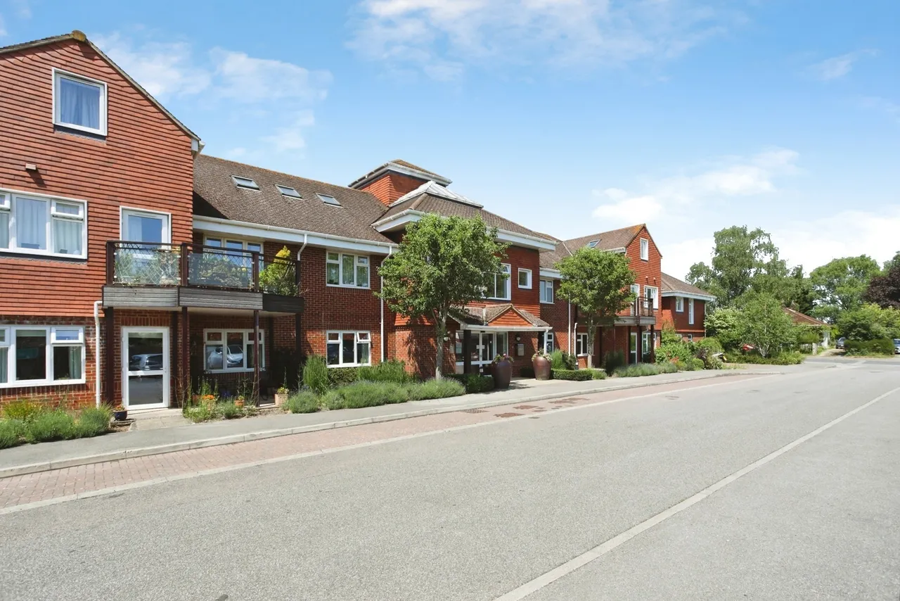 High Street, Ticehurst, TN5, photo 15