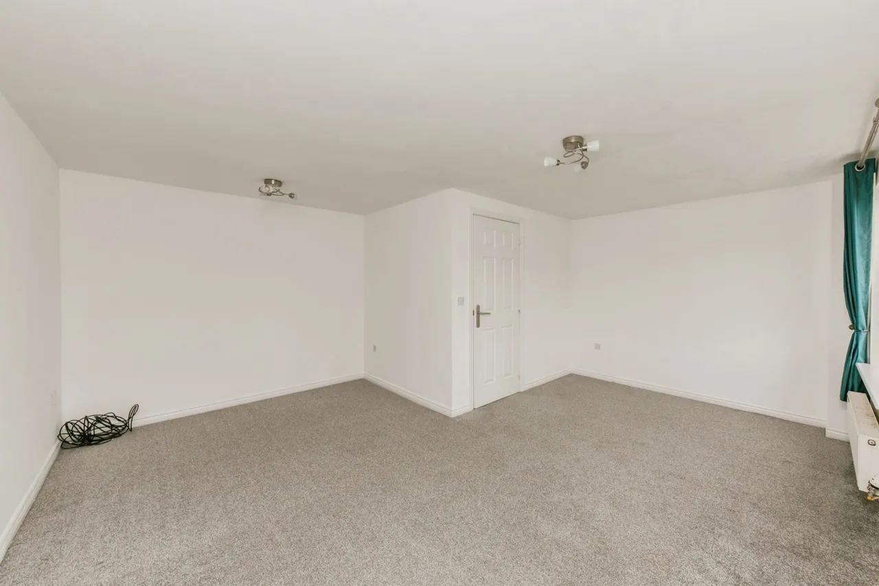 Redwood Drive, Crewe, Cheshire, CW1, photo 7