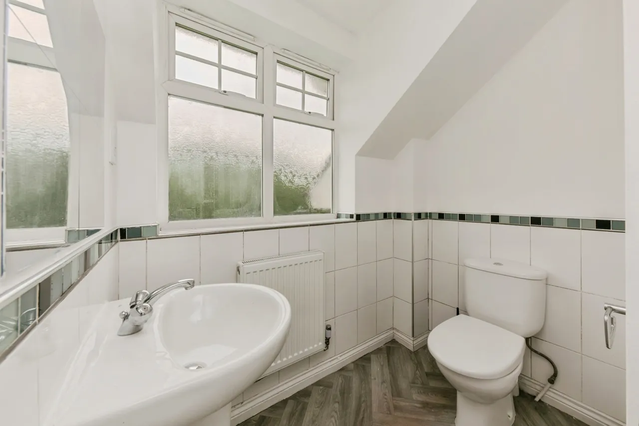Redwood Drive, Crewe, Cheshire, CW1, photo 16