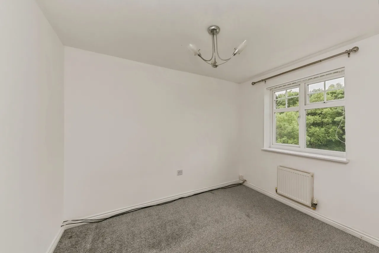 Redwood Drive, Crewe, Cheshire, CW1, photo 12
