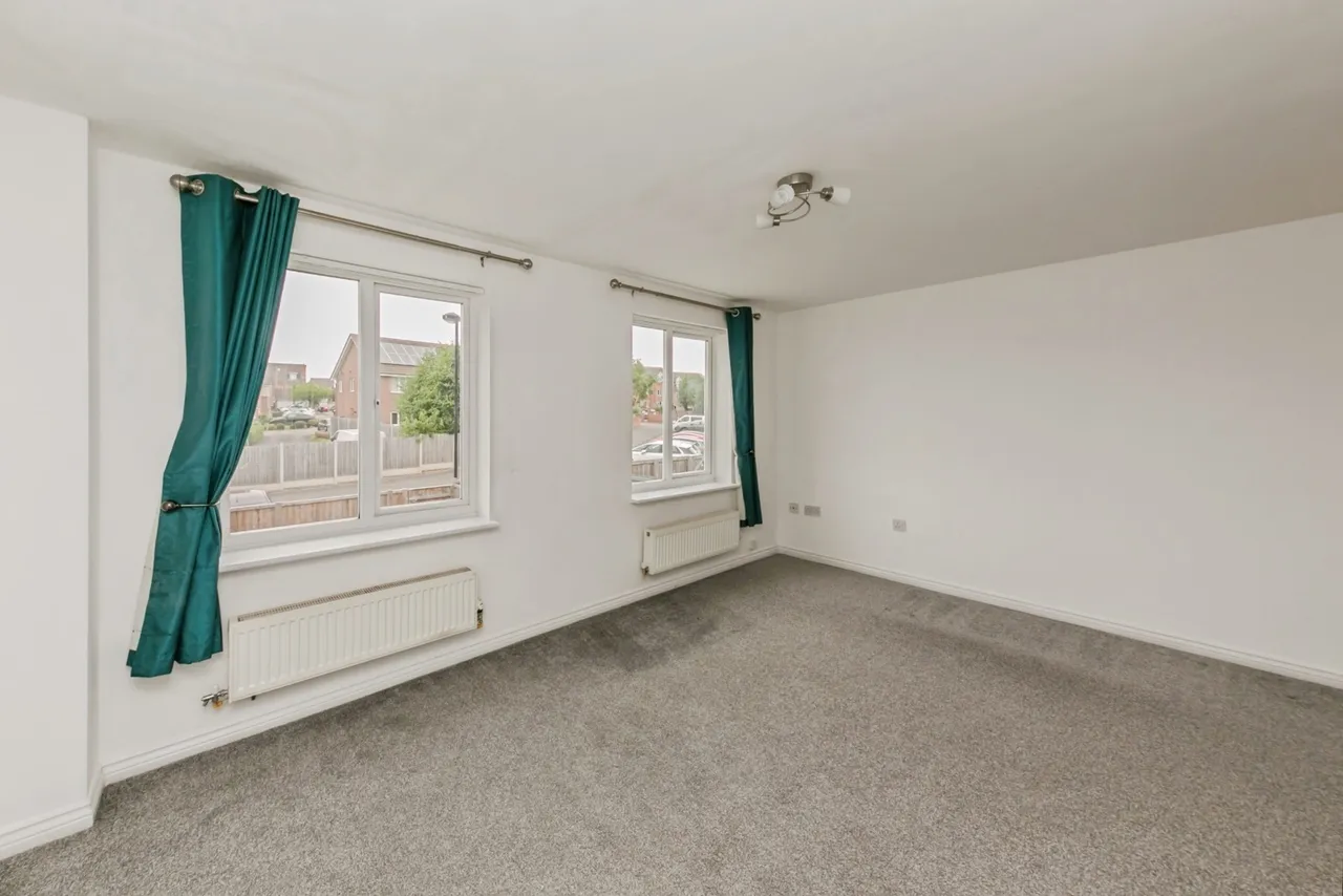 Redwood Drive, Crewe, Cheshire, CW1, photo 6