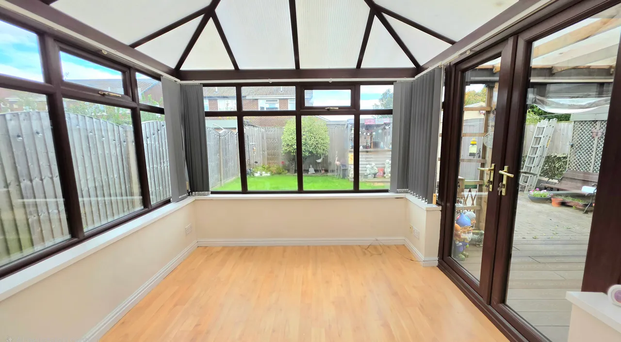 Redwood Drive, Audenshaw, M34, photo 13