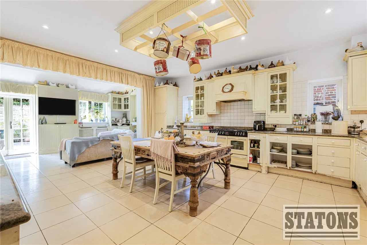 Dury Road, Hadley Green, Hertfordshire, EN5 5PU, photo 11