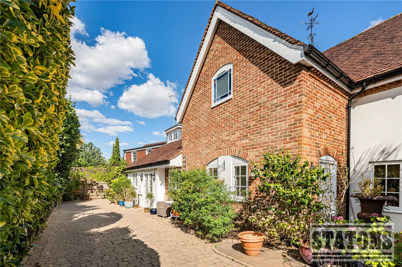 Dury Road, Hadley Green, Hertfordshire, EN5 5PU, photo 30