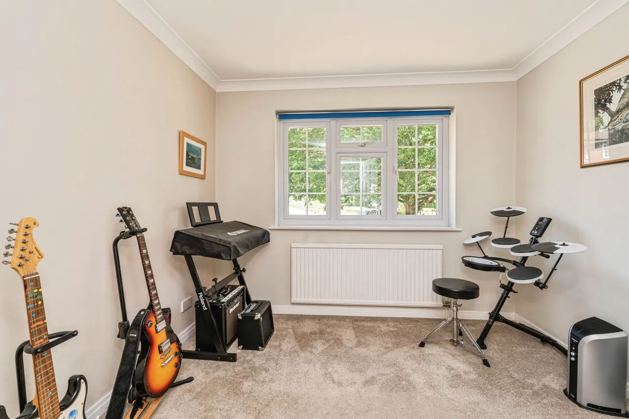 Sutherland Chase, Ascot, SL5, photo 16