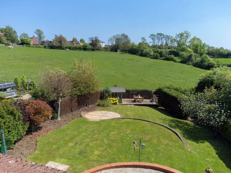 Orchard Close, Wingrave, Buckinghamshire, HP22 4PP, photo 4