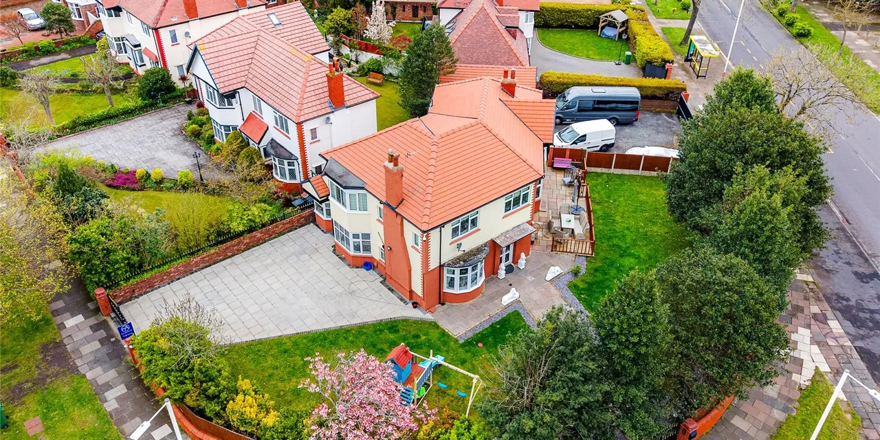 Waterloo Road, Birkdale, PR8, photo 52