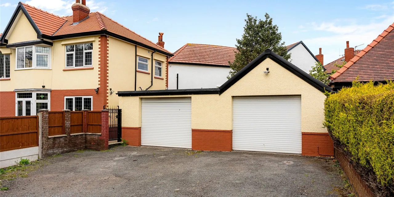 Waterloo Road, Birkdale, PR8, photo 47
