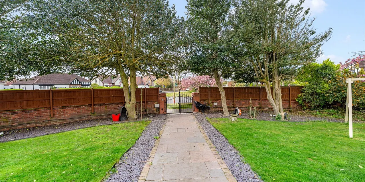 Waterloo Road, Birkdale, PR8, photo 49