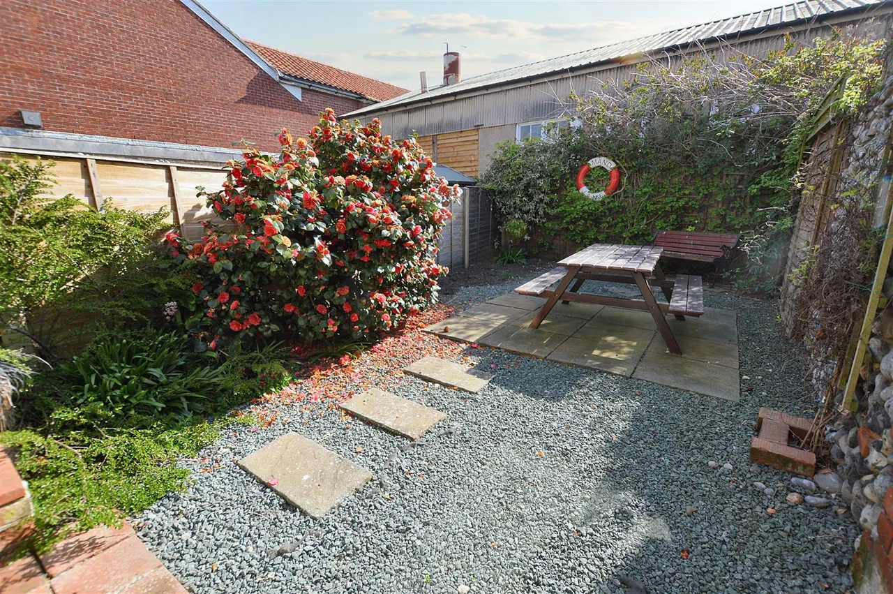 High Street, Sheringham, NR26, photo 18