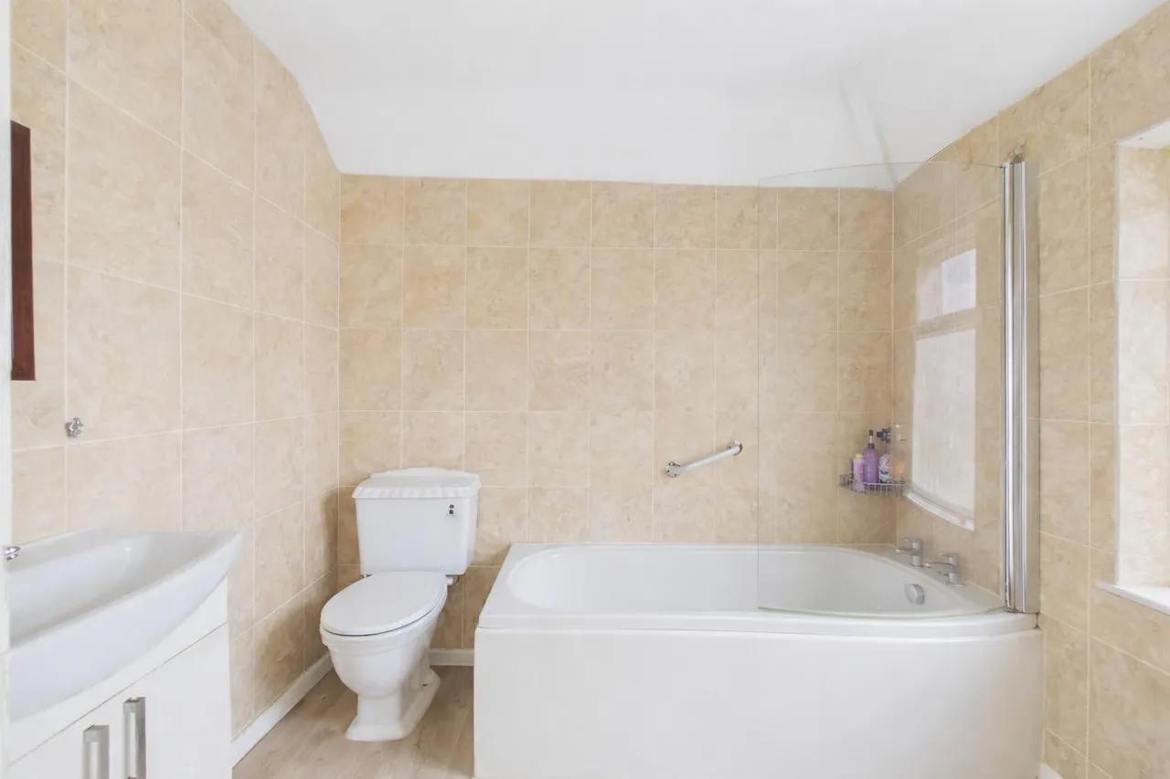 Tufthorn Avenue, Coleford, photo 10