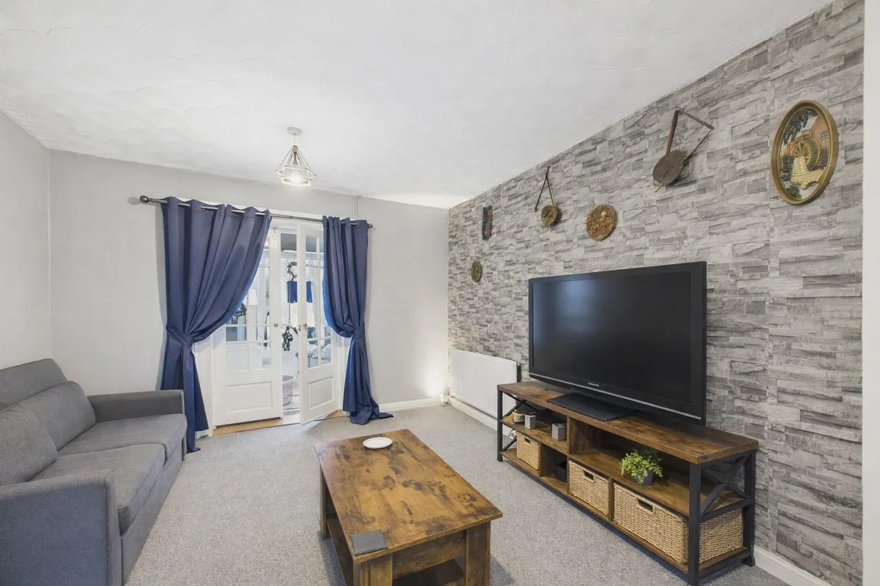 Tufthorn Avenue, Coleford, photo 3