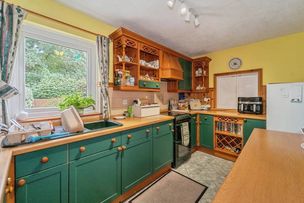 Gail Rise, Llangwm, SA62, photo 2