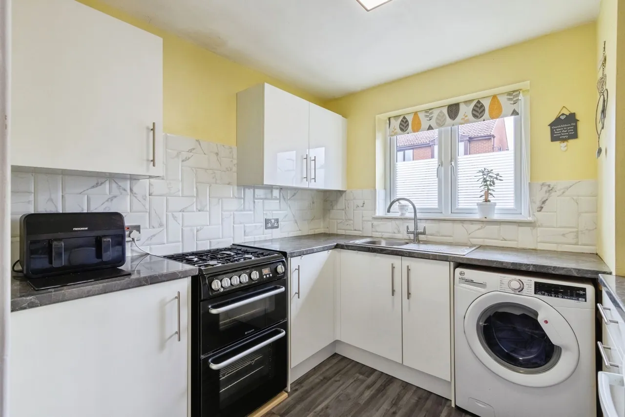 Woodmoor Rise, WAKEFIELD, West Yorkshire, WF4, photo 5