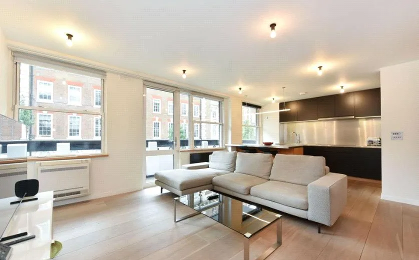 3 bed flat to rent, Weymouth Street, Marylebone, W1W