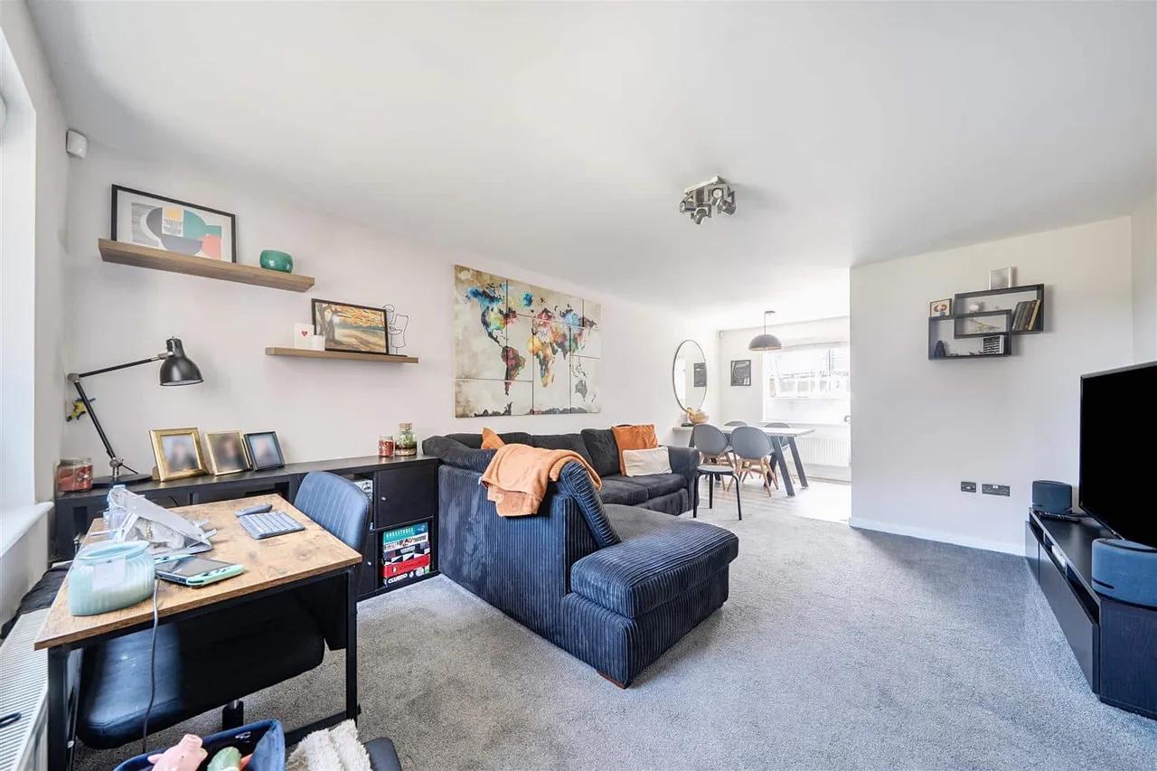 2 Brooke Close, Margate, Kent, CT9 5FQ, photo 3