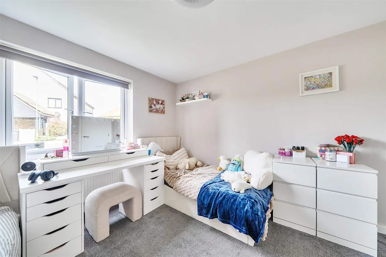 2 Brooke Close, Margate, Kent, CT9 5FQ, photo 14