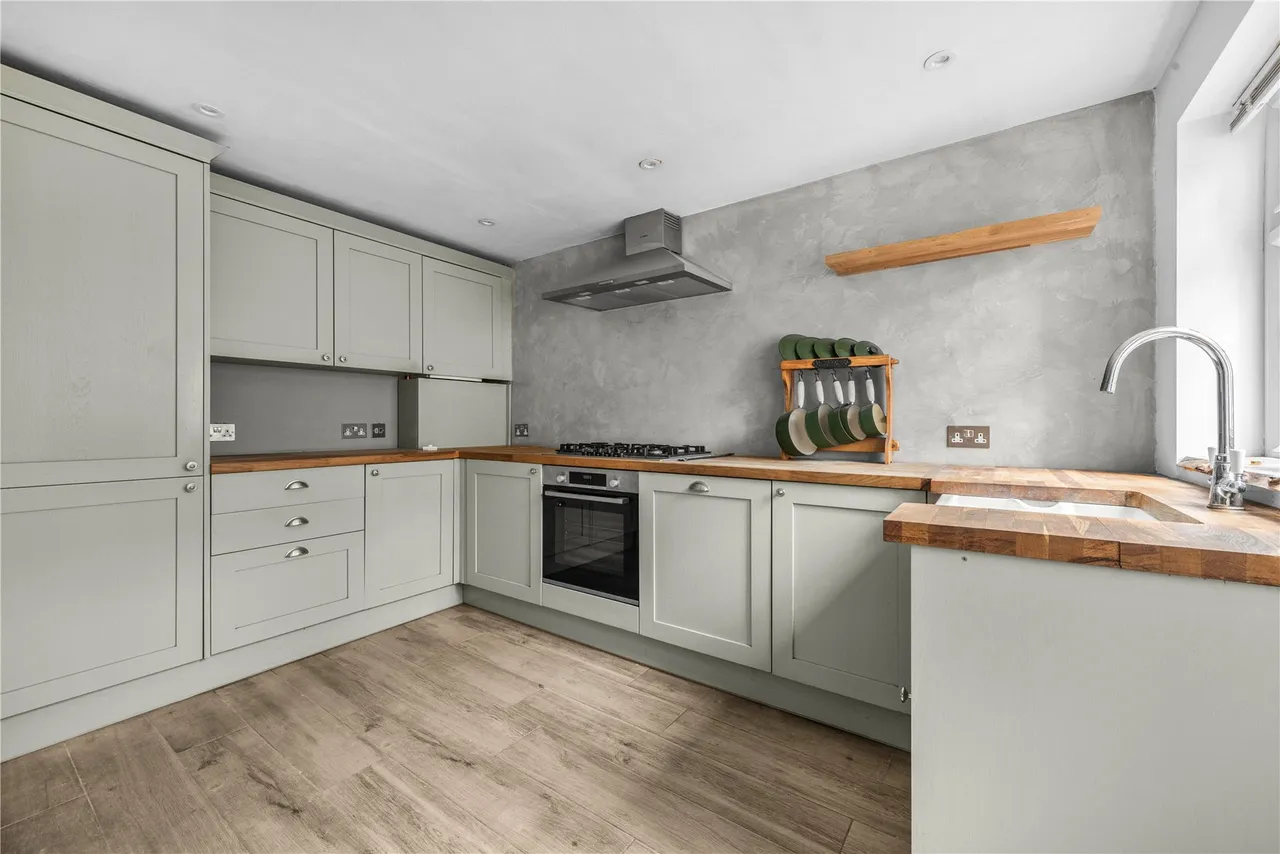 Dawney Hill, Pirbright, GU24, photo 10