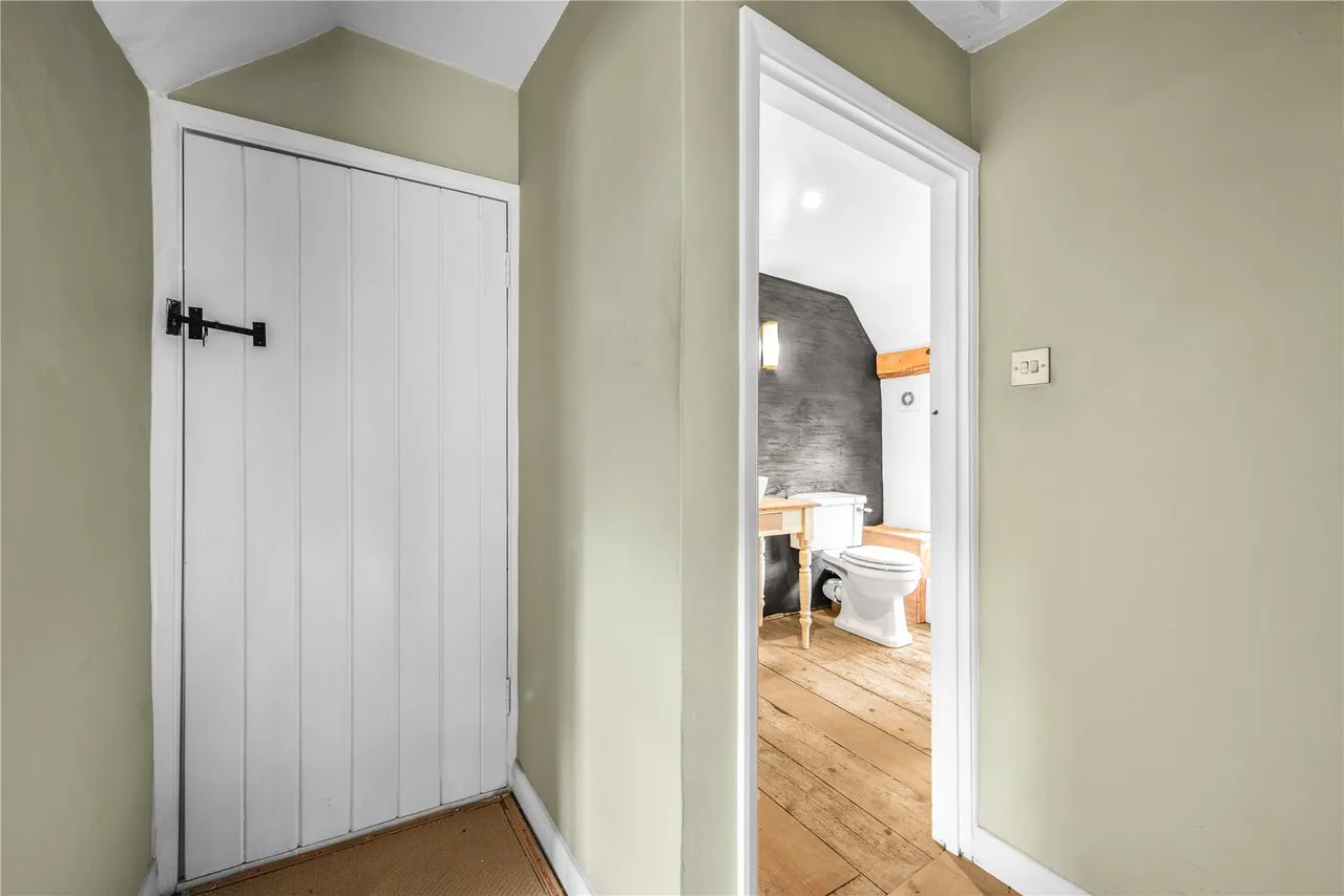 Dawney Hill, Pirbright, GU24, photo 14
