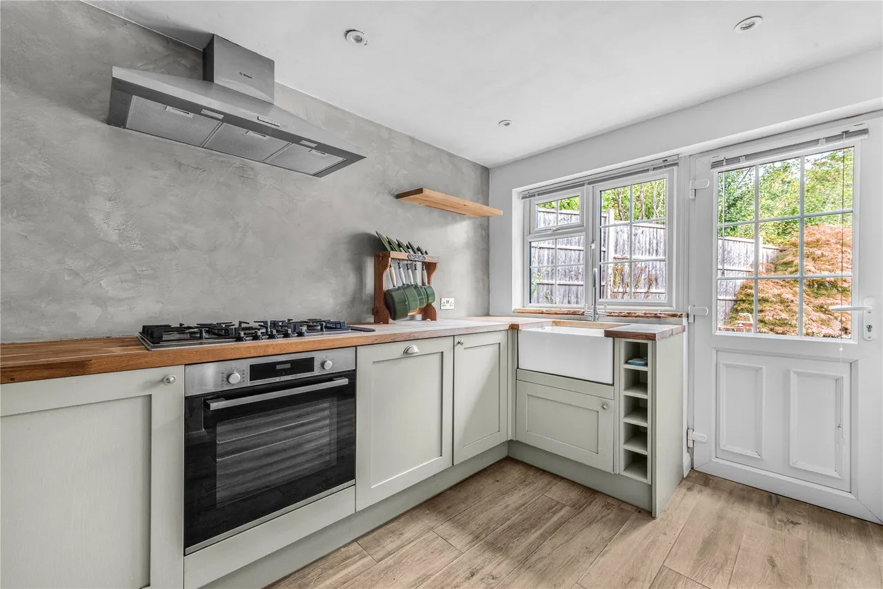 Dawney Hill, Pirbright, GU24, photo 9