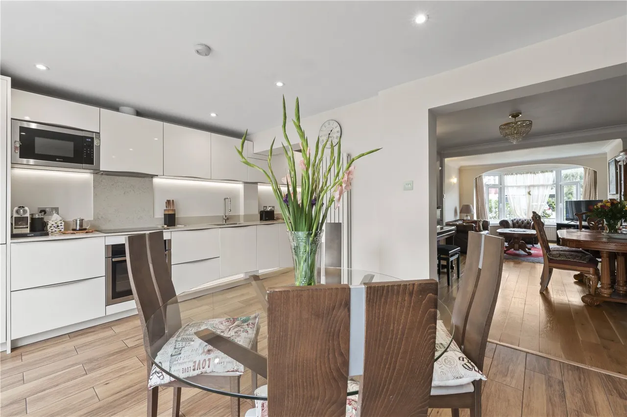 Heathfield North, Twickenham, TW2 7QW, photo 2