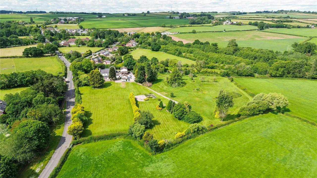 Pike Lane, Kingsley, Frodsham, Cheshire, WA6 8ER, photo 2