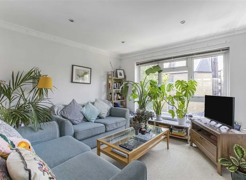 Brierly Gardens, Bethnal Green, E2, photo 2
