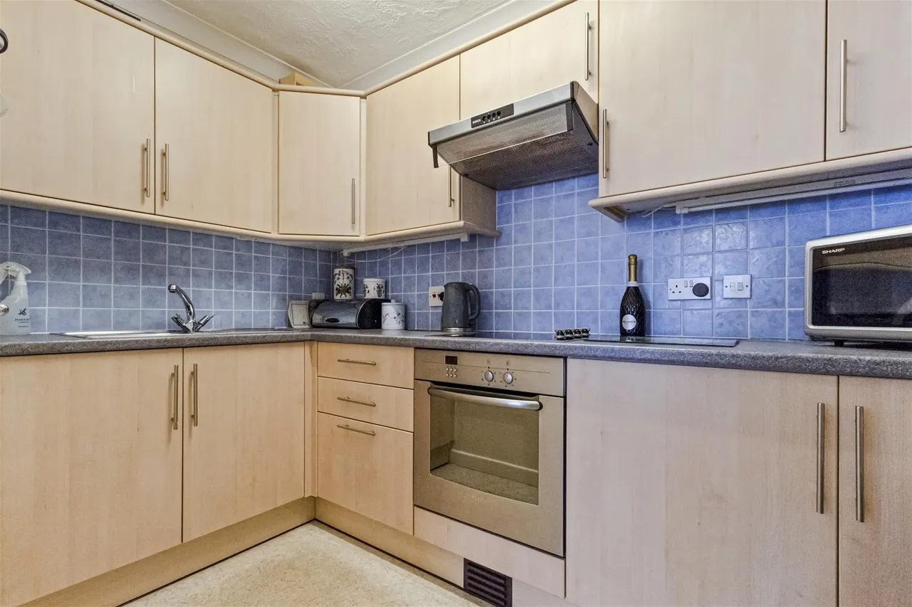 Gratwicke Road, Worthing, photo 6