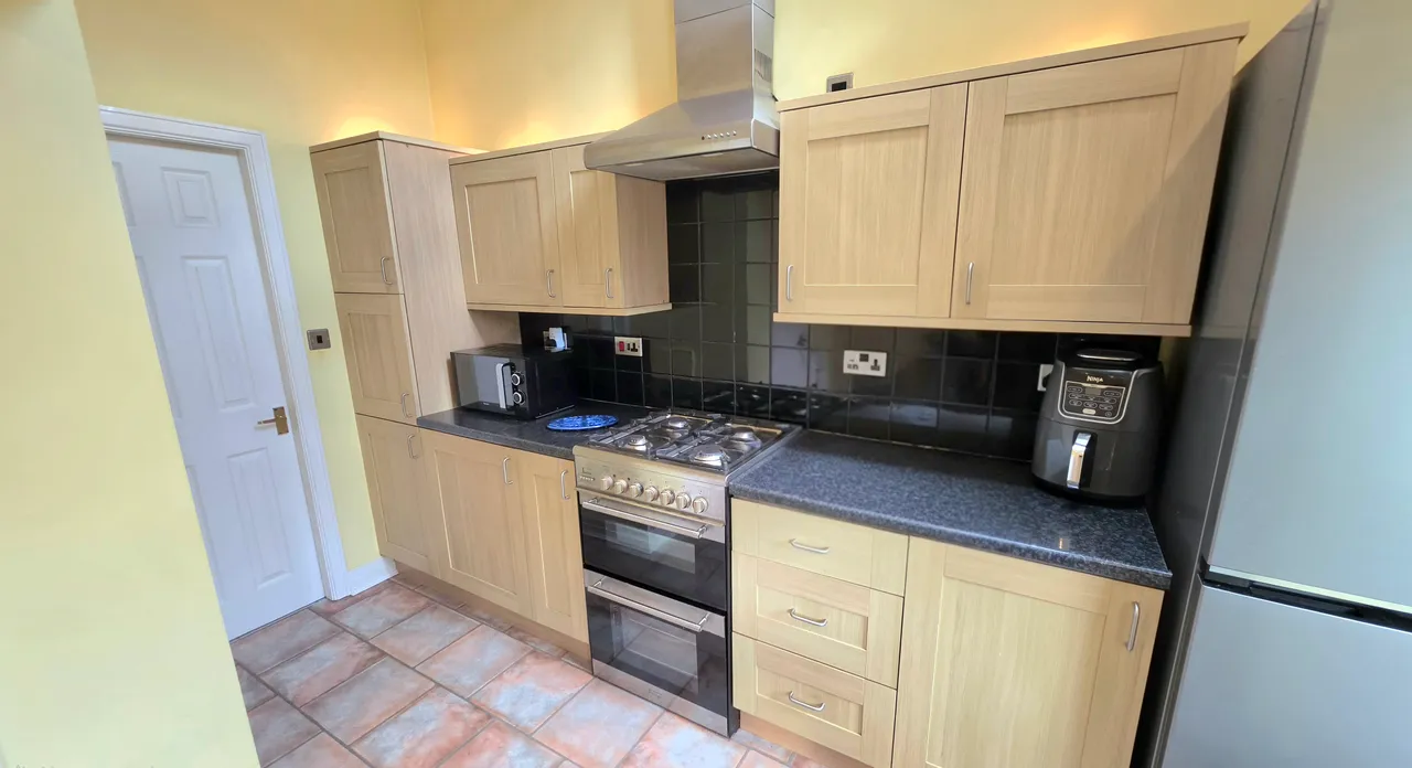 Peregrine View, Droylsden, M43, photo 8